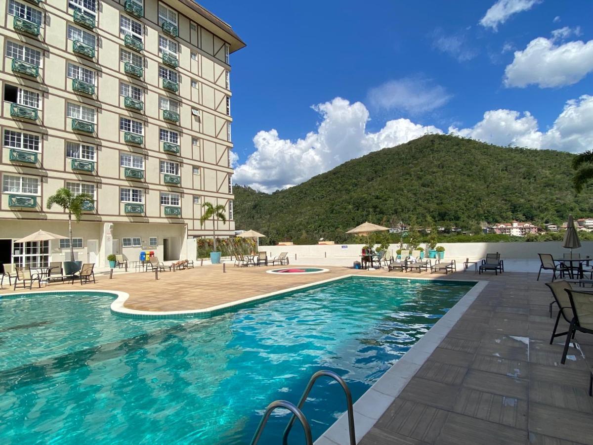 Flat 217 Granja Brasil - Com Piscina Em Itaipava Apartment Petropolis  Exterior photo